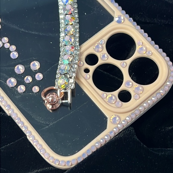 iPhone 13 Pro Max Crystal/Pink French Fashion Case—New - Picture 3 of 7